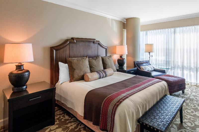 اتاق پرمیوم, Omni Fort Worth