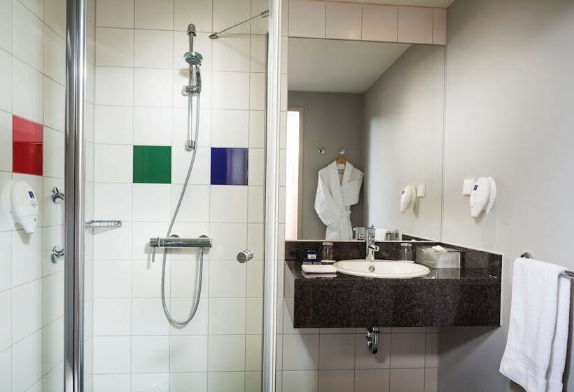 اتاق سوپریور, Park Inn By Radisson Frankfurt Airport