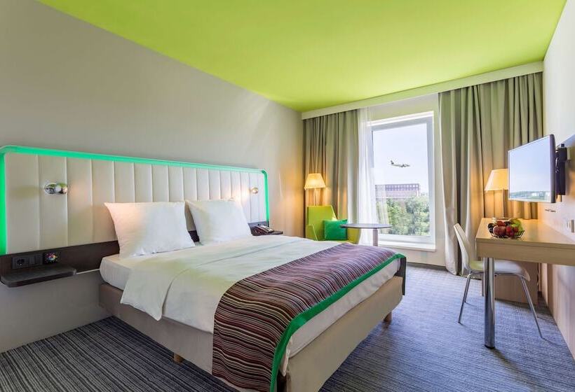 اتاق استاندارد با چشم‌انداز پارک, Park Inn By Radisson Frankfurt Airport