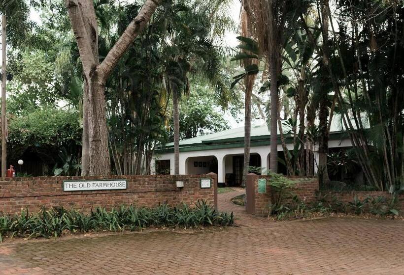 디럭스 룸, Tzaneen Country Lodge