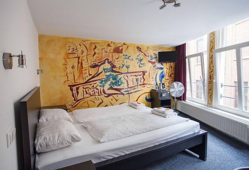 Premium Room, St Christophers Inn At The Winston