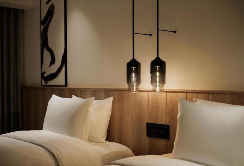 Номер Стандарт, Fairfield By Marriott Mie Okuise Odai