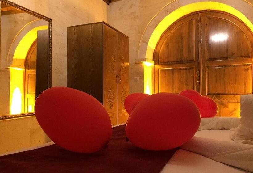 패밀리 스위트, Balloon Cave