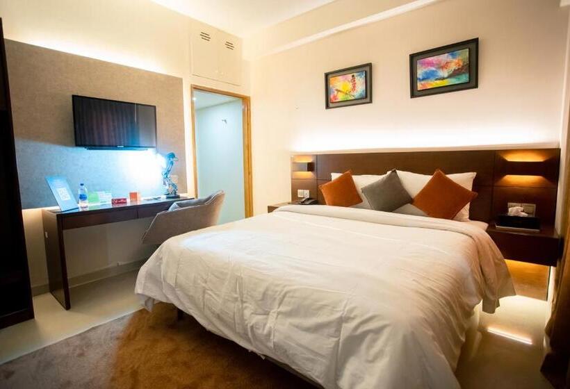 Номер Deluxe, Jatra Flagship Sylhet City Centre
