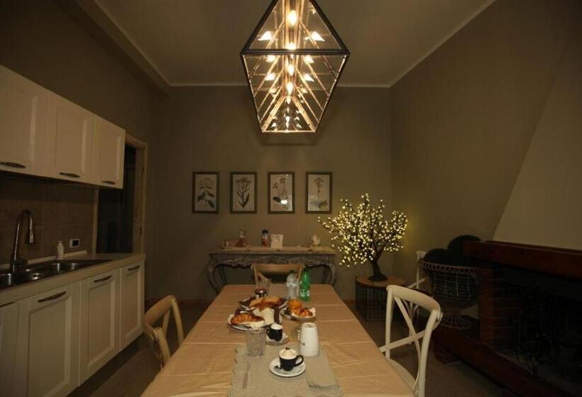 اتاق سوپریور با تخت بزرگ, Le Zagare B&b   Ares