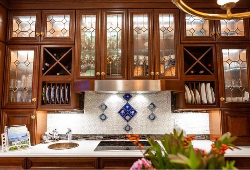Номер Deluxe, Northern Lights Mansion