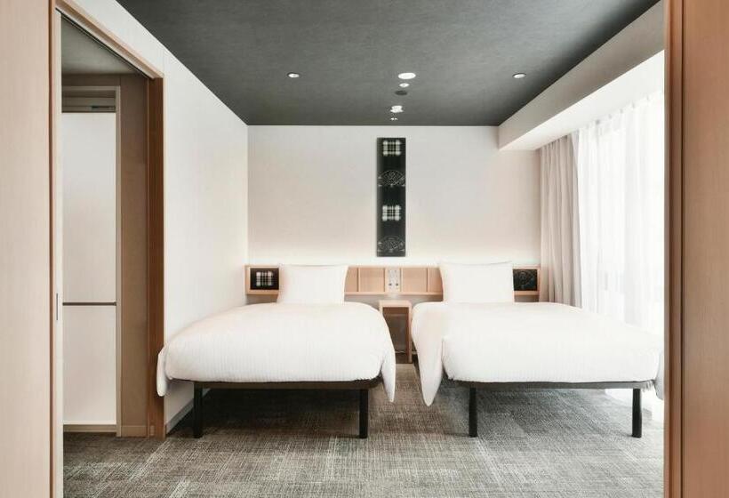 디럭스 4인 룸, Ref Matsuyama City Station By Vessel Hotels