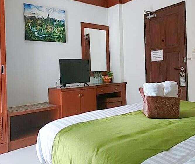 Номер Стандарт, Aromdee At Naithon Beach