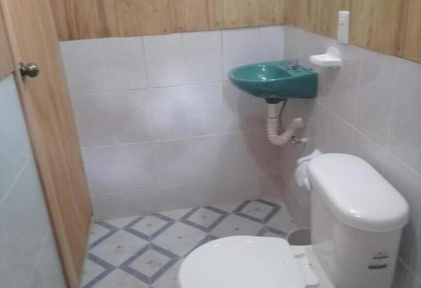 Номер Стандарт, Cabaña Hach Winik