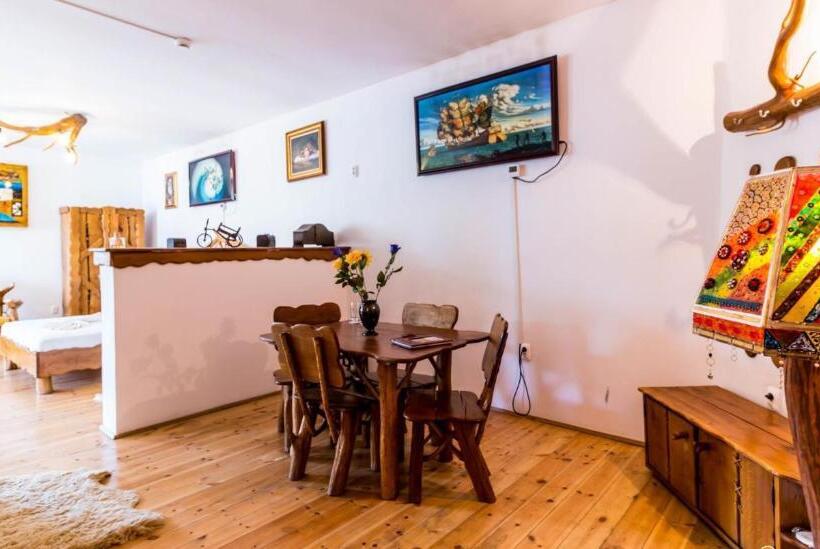 Номер Superior, Castelul De Vis