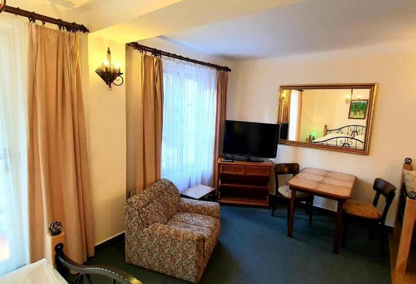 带露台的标准房间, Lesní Hotel Peršlák