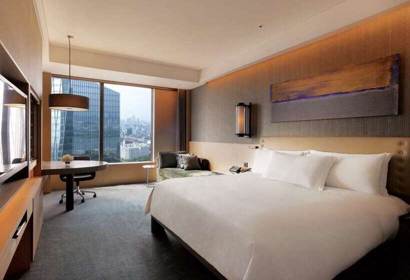 스탠다드 룸 킹사이즈 침대, Hilton Branson Convention Center