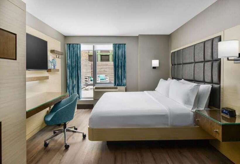스탠다드 룸 킹사이즈 침대, Hilton Branson Convention Center