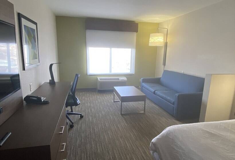 스위트, Holiday Inn Express & Suites Albuquerque Historic Old Town, An Ihg