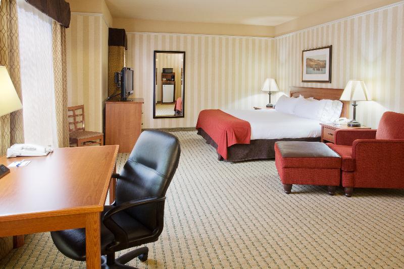Стандартный Номер Кровать Кинг, Holiday Inn Express Hotel & Suites Astoria, An Ihg