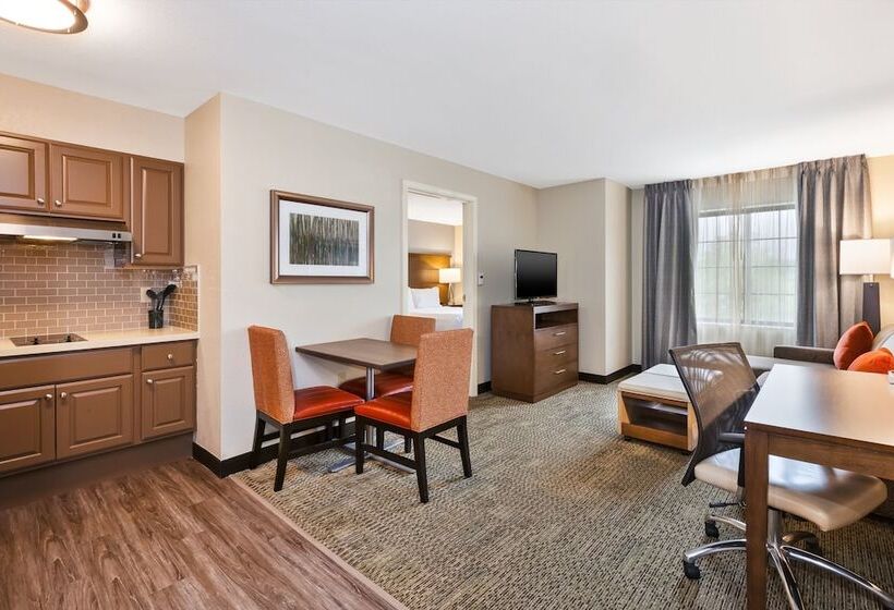 سوییت, Staybridge Suites Kalamazoo, An Ihg