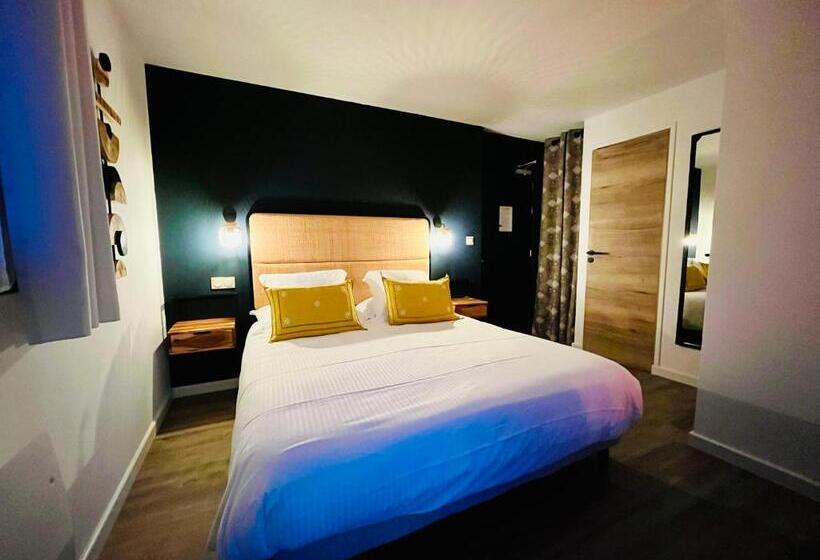 Номер Стандарт с Террасой, Hôtel Les Chaumettes