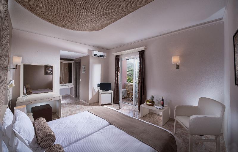 Quarto Estandar, Athina Palace Resort & Spa