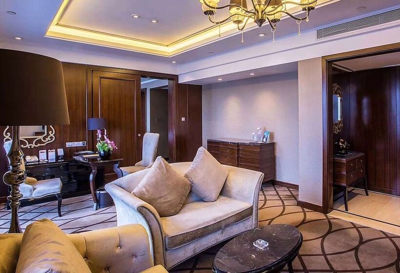 Президентский Люкс, Wyndham Grand Plaza Royale Furongguo Changsha