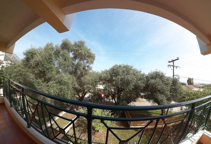 Апартаменты 2 Спальни, Barbati Beach Apartments