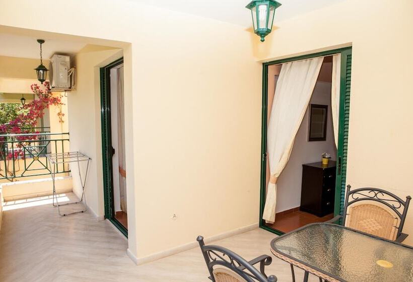 Апартаменты 2 Спальни, Barbati Beach Apartments