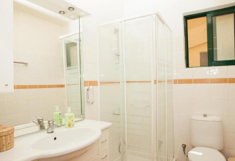 Апартаменты 2 Спальни, Barbati Beach Apartments