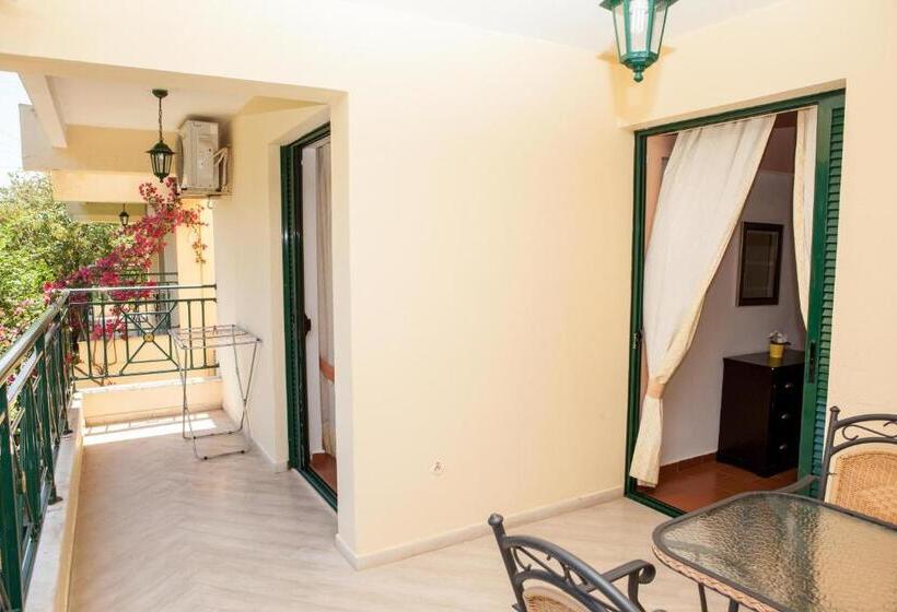 Апартаменты 2 Спальни, Barbati Beach Apartments