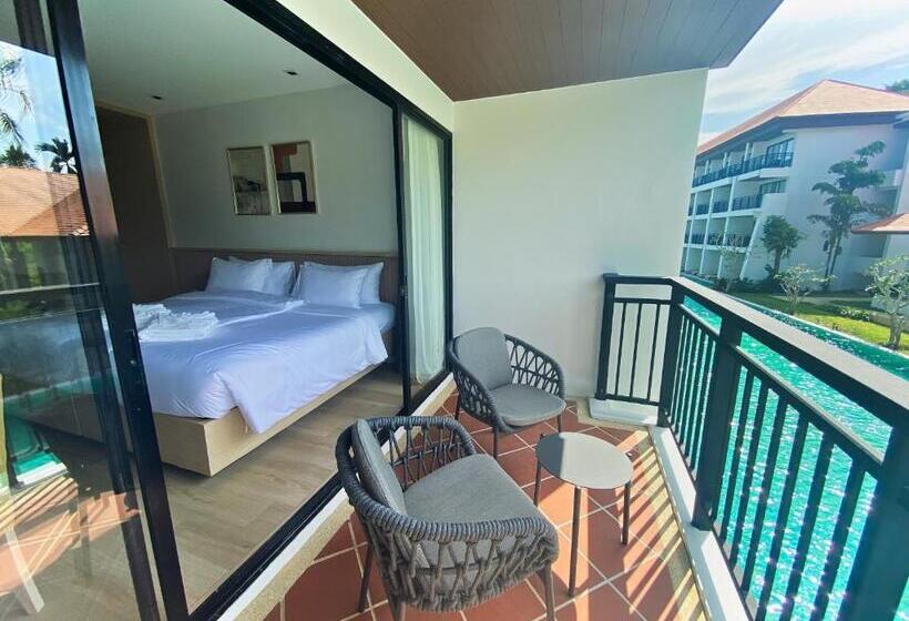 스탠다드 룸 풀장 전망, D Varee Mai Khao Beach Resort, Thailand