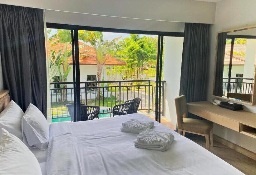 스탠다드 룸 풀장 전망, D Varee Mai Khao Beach Resort, Thailand