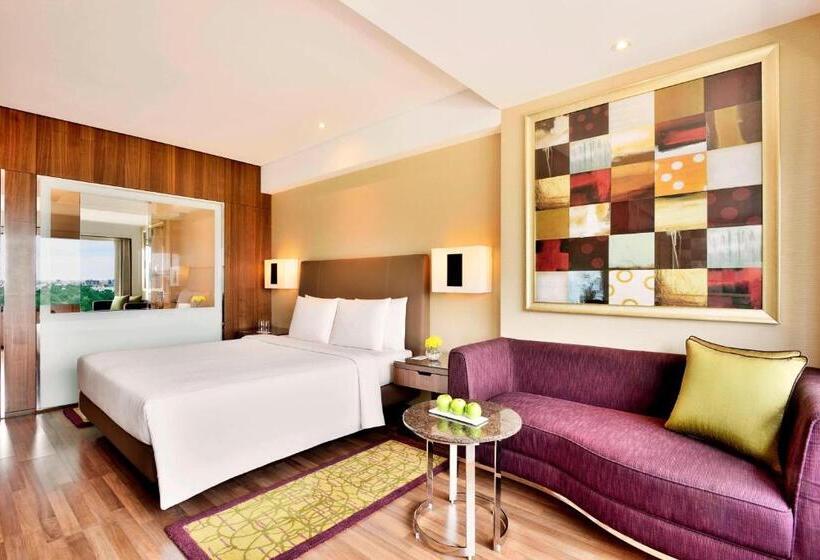 Номер Deluxe, Courtyard By Marriott Chennai