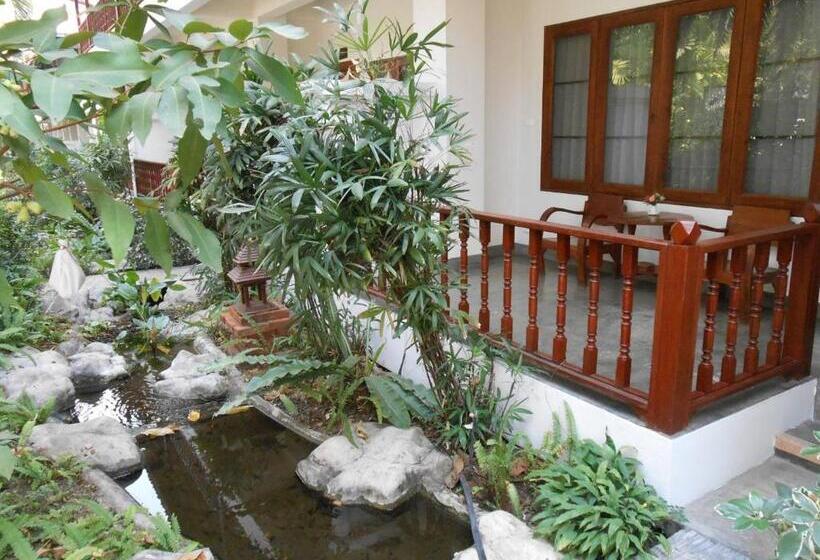 اتاق لوکس, Rachawadee Resort &