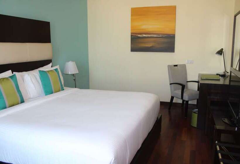 Апартаменты 1 Спальня с Видом, Ramada By Wyndham Downtown Dubai