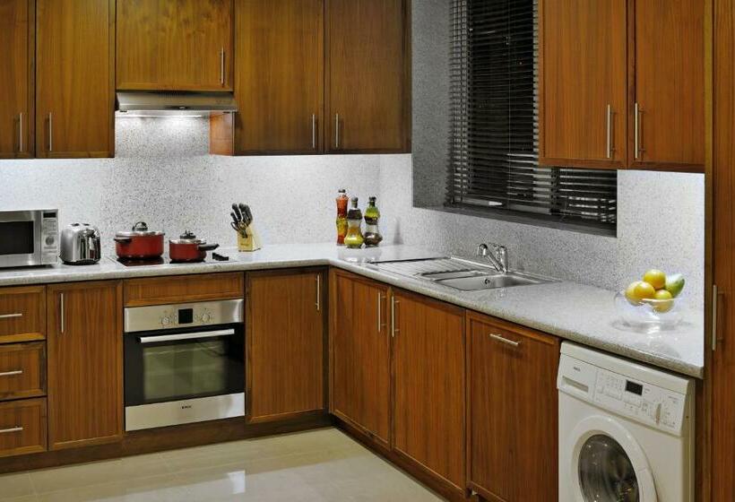 Студия Премиум, Ramada By Wyndham Downtown Dubai