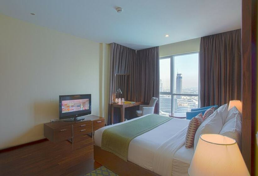 Апартаменты 1 Спальня с Видом, Ramada By Wyndham Downtown Dubai