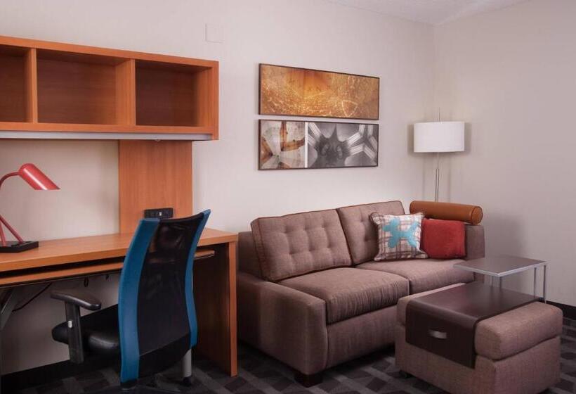 스탠다드 스튜디오 킹침대, Towneplace Suites The Villages