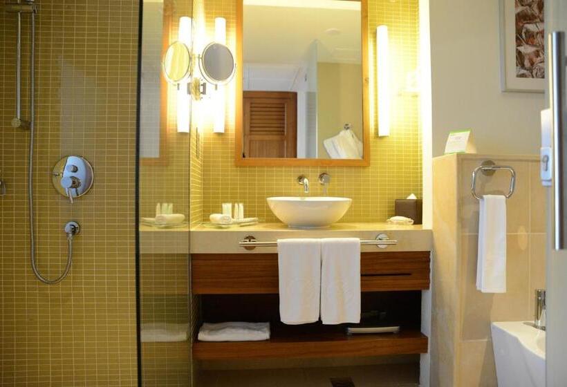 Номер Премиум, Yas Island Rotana Abu Dhabi