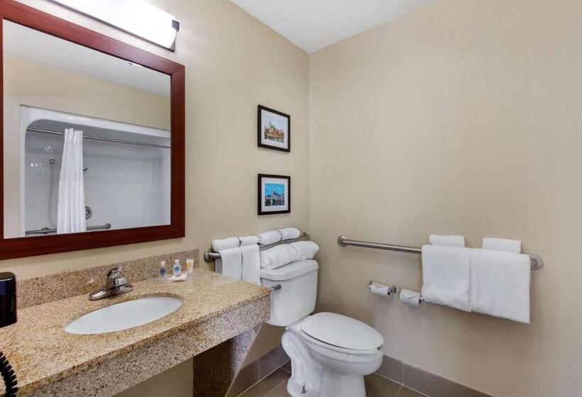 Mozgáskorlátozott Suite, Comfort Suites