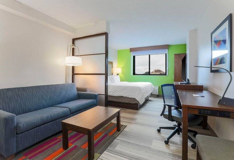 Suite, Holiday Inn Express Hotel & Suites Fort Worth Downtown, An Ihg