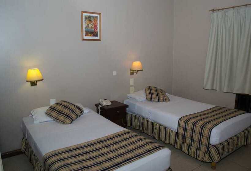 חדר סטנדרט לארבעה, Marcopolo Suites Iguazu