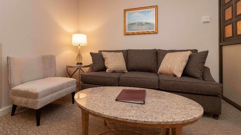 Люкс Deluxe Кровать Кинг, Best Western Plus Vineyard Inn And Suites