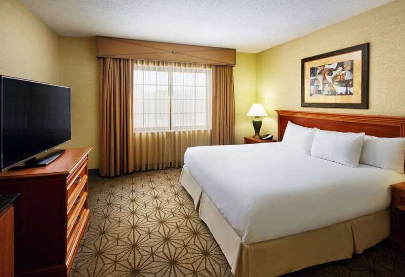 Люкс, Embassy Suites By Hilton Portland Airport