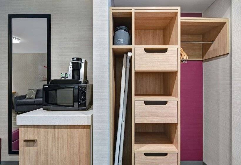 스위트, Hilton Garden Inn Hamilton