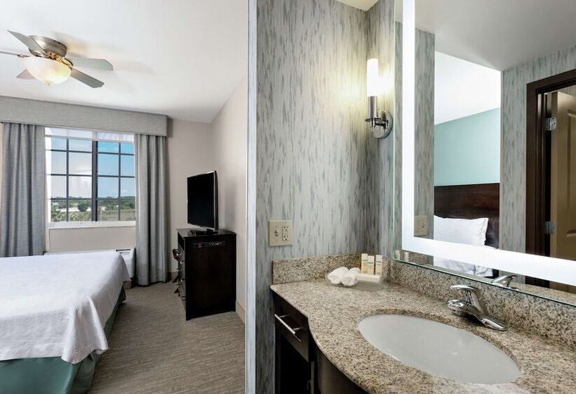 Люкс Адаптированный для Инвалидов, Homewood Suites By Hilton Port Saint Lucietradition