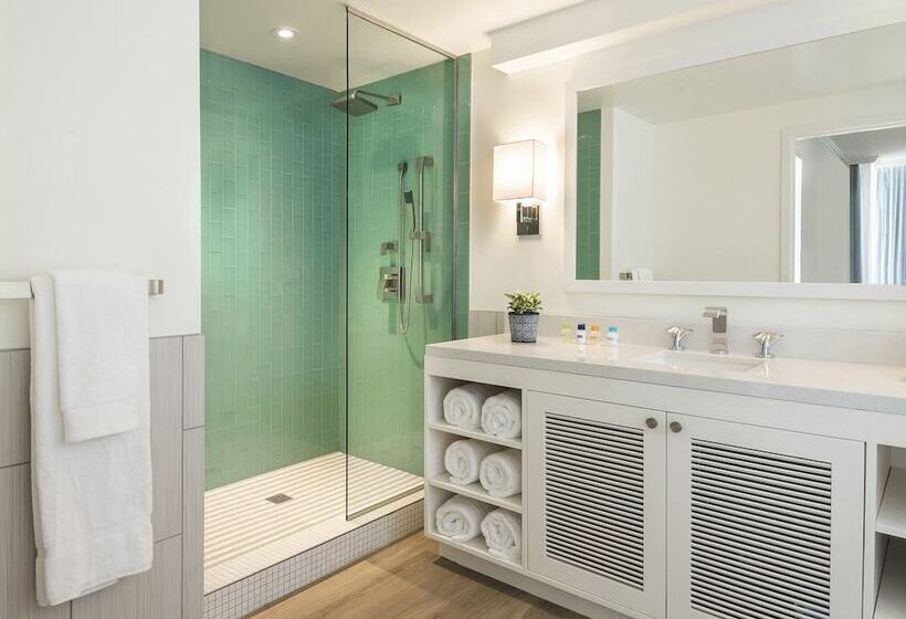 장애인을 위한 스위트, Margaritaville Lake Resort, Lake Conroe