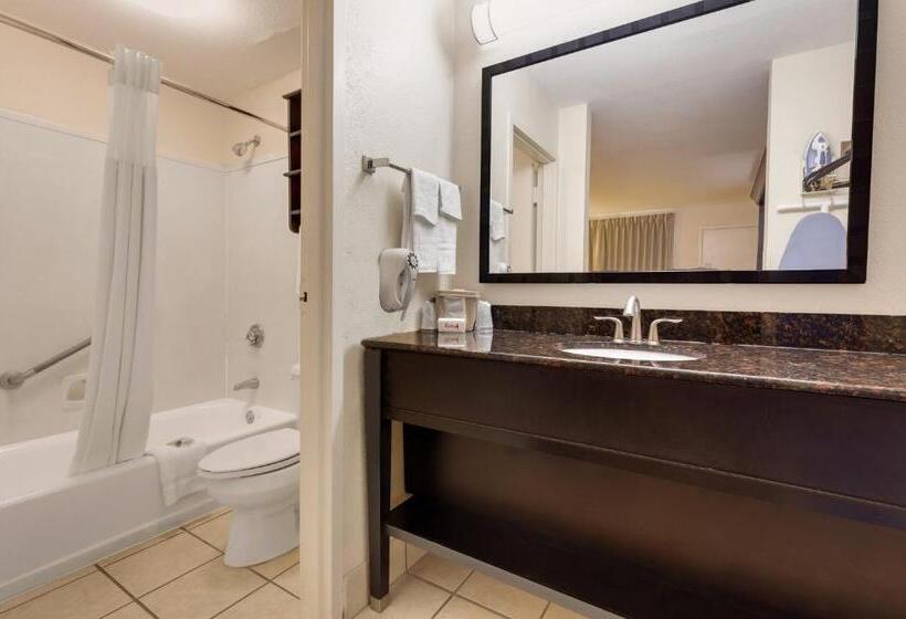 Номер Superior, Red Roof Inn Gulfport  Biloxi Airport