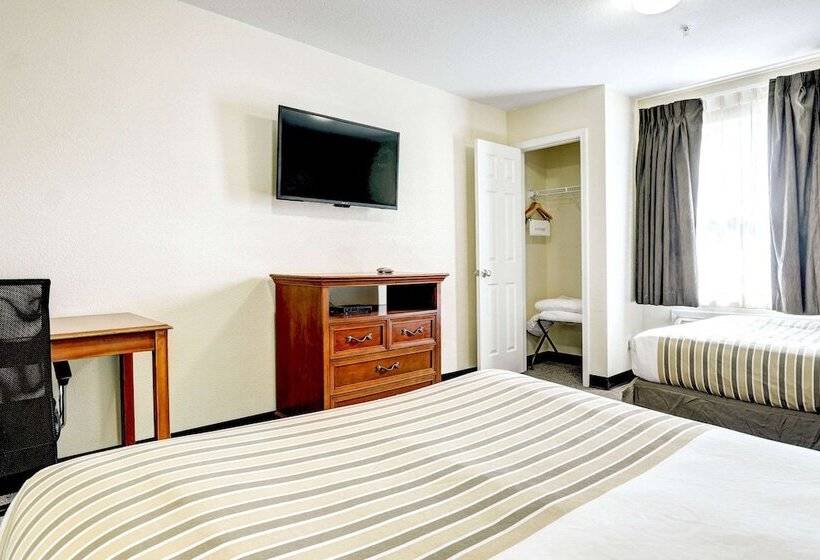 스탠다드 룸 더블 침대 2개, Suburban Studios Westminster Denver North