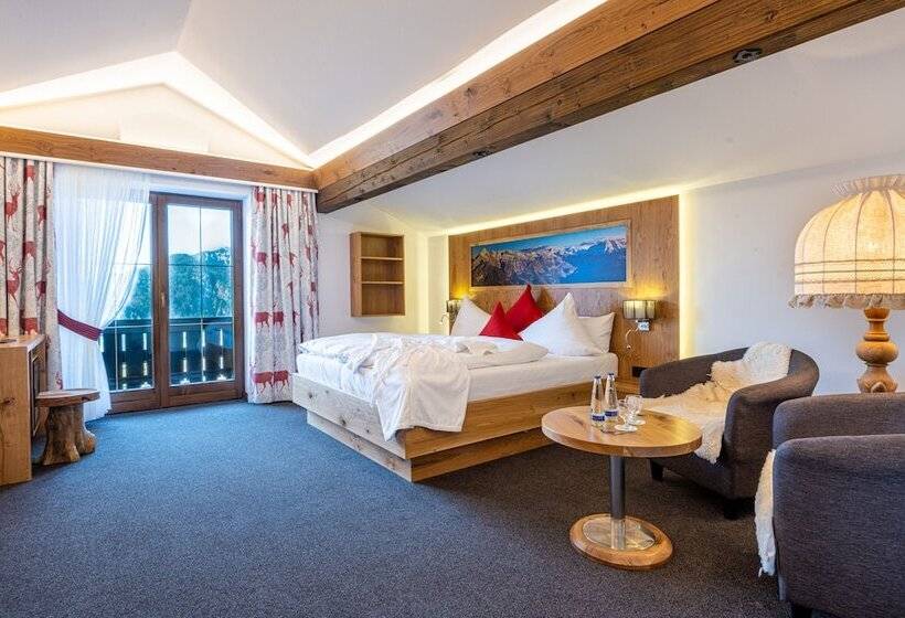 غرفة سوبيريور مزودة بشرفة, Alpenhotel Denninglehen