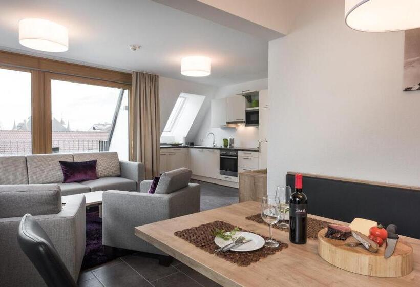 Апартаменты Deluxe 3 Спальни, Alpenparks Hotel & Apartment Central Zell Am See