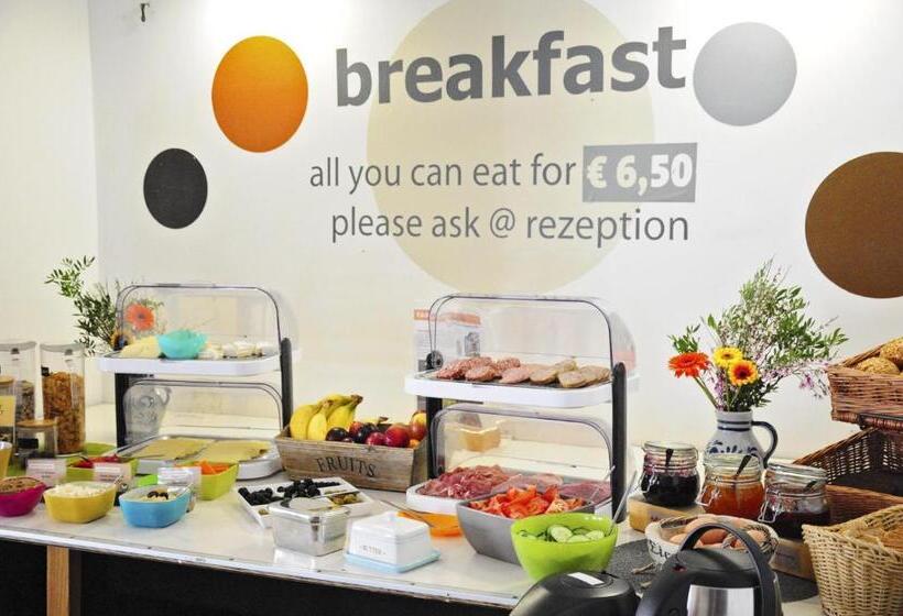 اتاق استاندارد, Five Elements Hostel Frankfurt