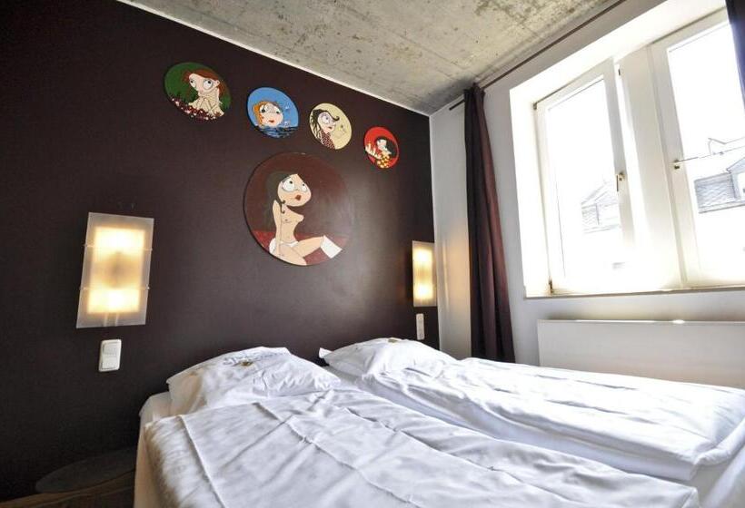 اتاق استاندارد, Five Elements Hostel Frankfurt